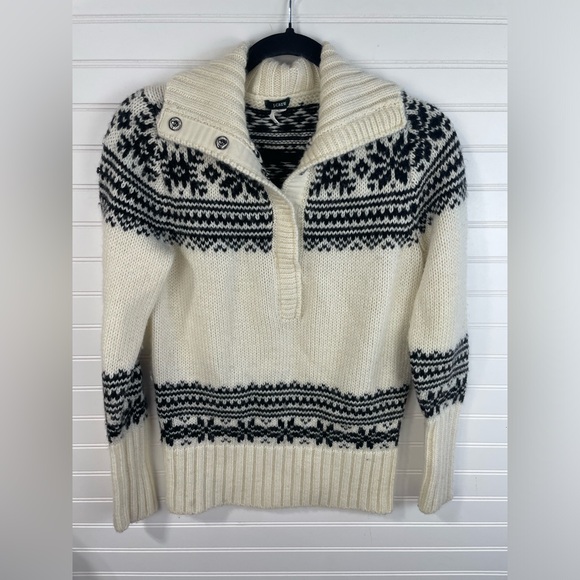 J. Crew Sweaters - J. Crew Black & Cream Long Sleeve Snowflake Collared Sweater Medium Women’s GUC